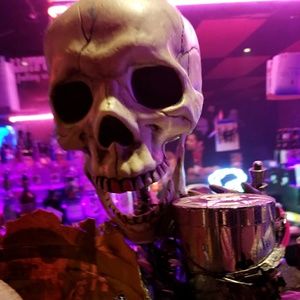 Meet your Posher, Elena